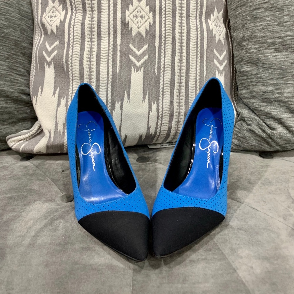 Jessica Simpson Kasendra Pump